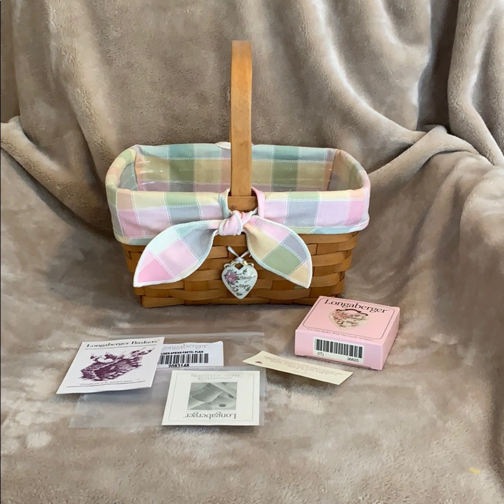 Longaberger 1995 Easter Series Basket